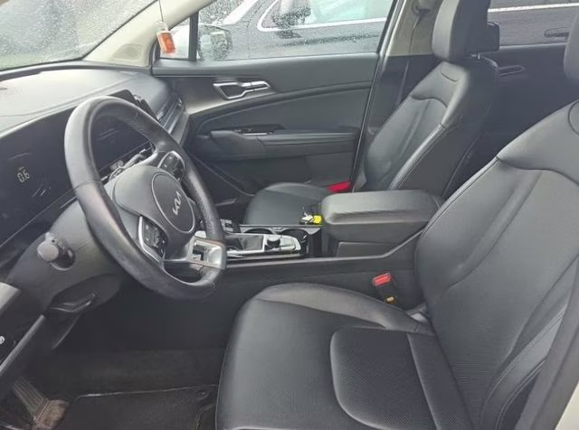 2023 Glacial White Pearl Kia Sportage EX AWD SUV