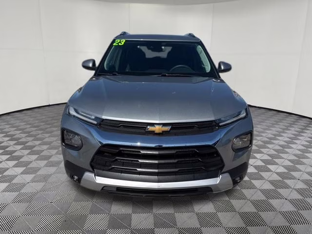 2023 Sterling Gray Metallic Chevrolet Trailblazer LT FWD SUV