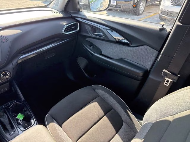 2023 Sterling Gray Metallic Chevrolet Trailblazer LT FWD SUV