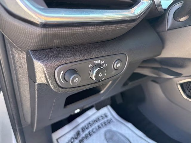 2023 Sterling Gray Metallic Chevrolet Trailblazer LT FWD SUV