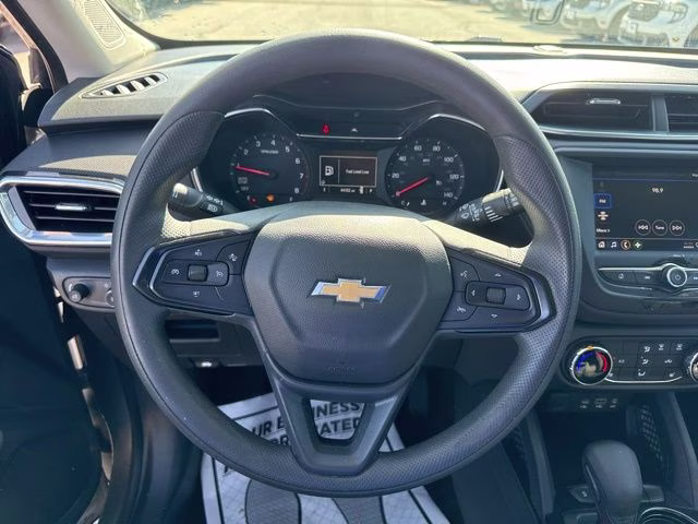 2023 Sterling Gray Metallic Chevrolet Trailblazer LT FWD SUV