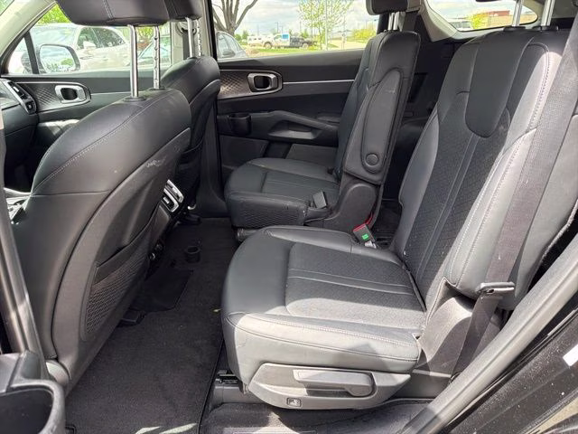 2023 Aurora Black Kia Sorento Hybrid EX AWD SUV