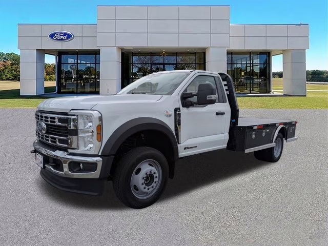2026 Oxford White Ford Super Duty F-450 DRW XL 4X4 Truck