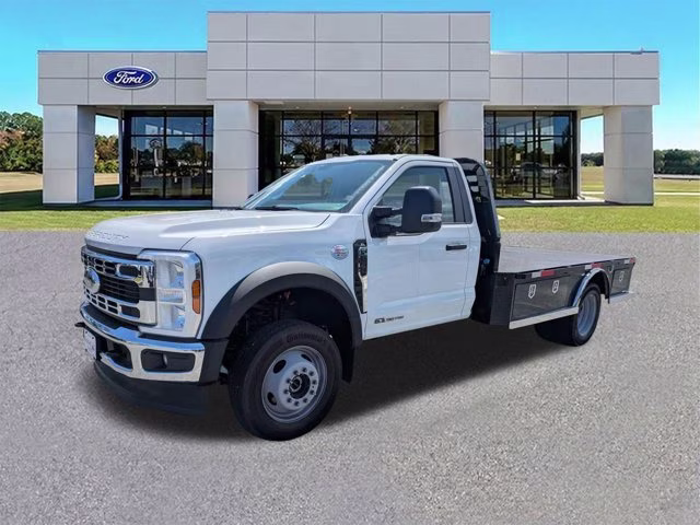 2026 Oxford White Ford Super Duty F-550 DRW XL 4X4 Truck