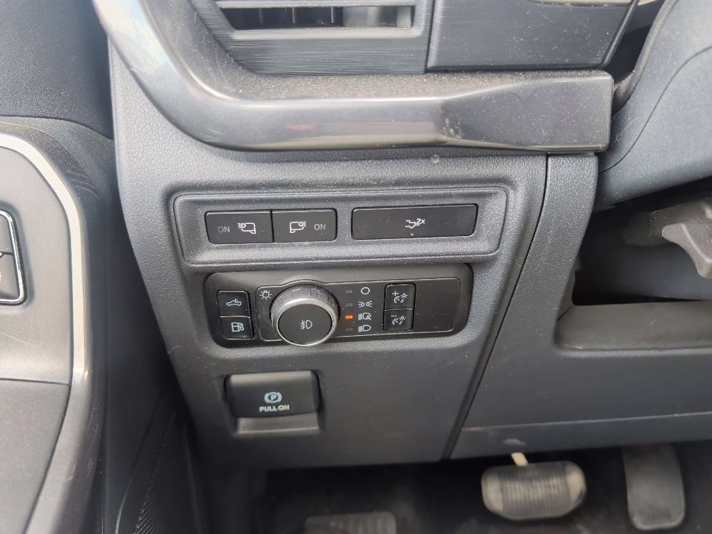 2023 Avalanche Ford F-150 XLT 4X4 Truck