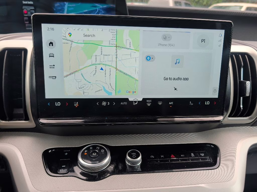 2025 Star White Metallic Tri-Coat Ford Expedition Active RWD SUV