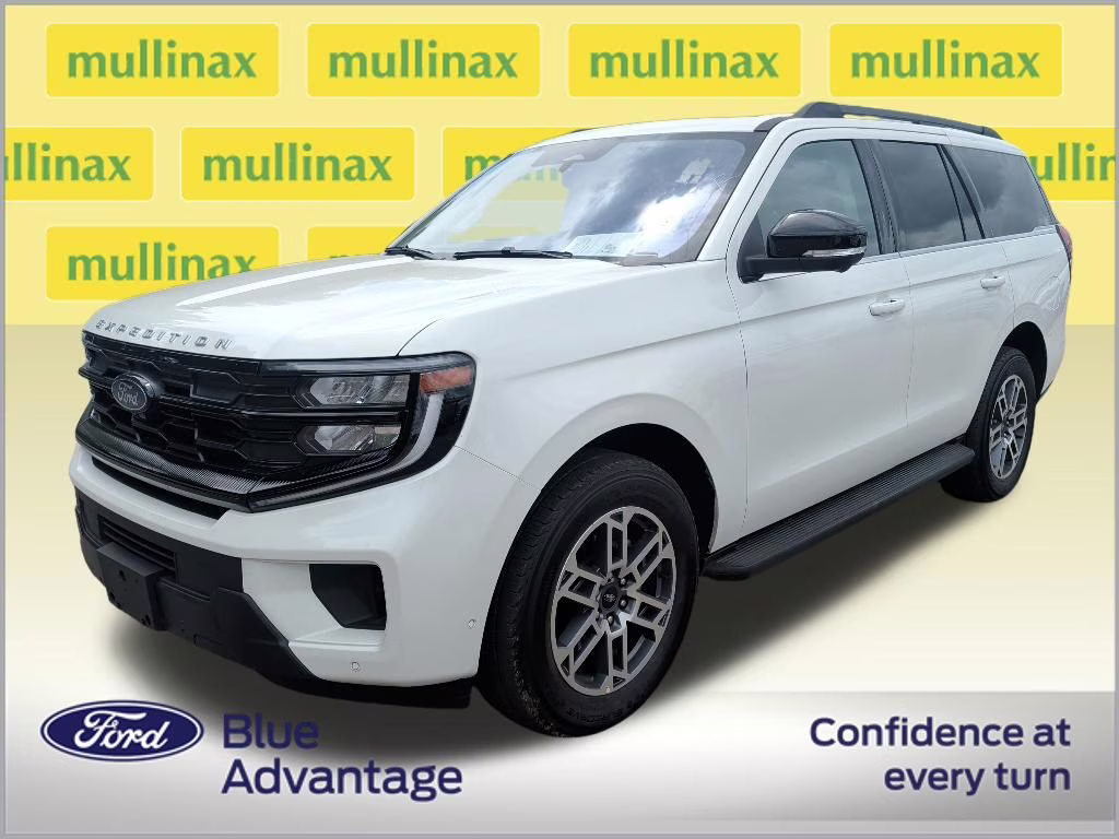 2025 Star White Metallic Tri-Coat Ford Expedition Active RWD SUV