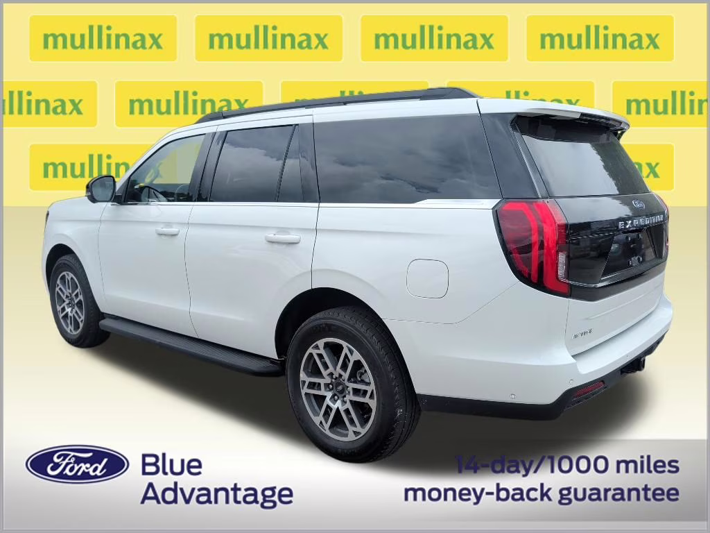 2025 Star White Metallic Tri-Coat Ford Expedition Active RWD SUV