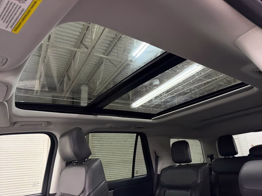 2025 Star White Metallic Tri-Coat Ford Expedition Active RWD SUV