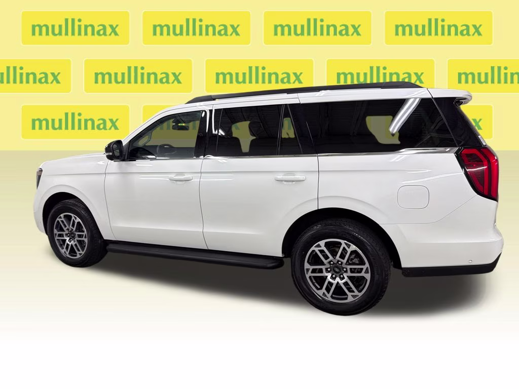 2025 Star White Metallic Tri-Coat Ford Expedition Active RWD SUV