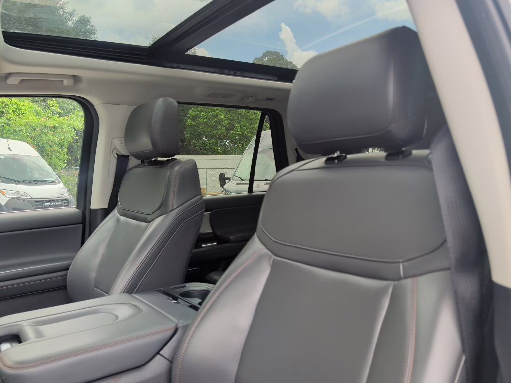 2025 Star White Metallic Tri-Coat Ford Expedition Active RWD SUV