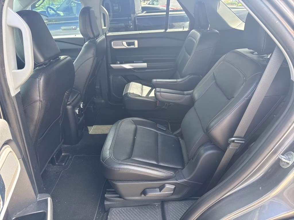 2021 Carbonized Gray Metallic Ford Explorer Limited RWD SUV