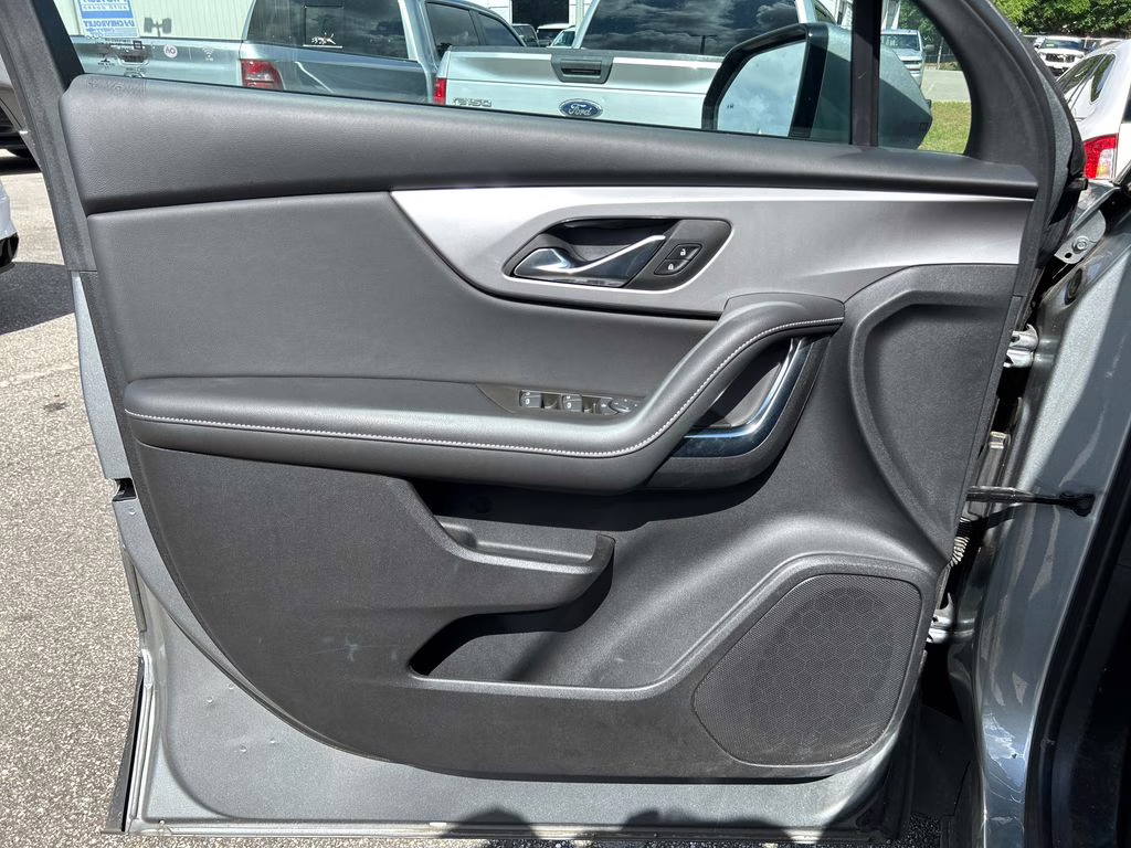 2023 Sterling Metallic Chevrolet Blazer LT FWD SUV