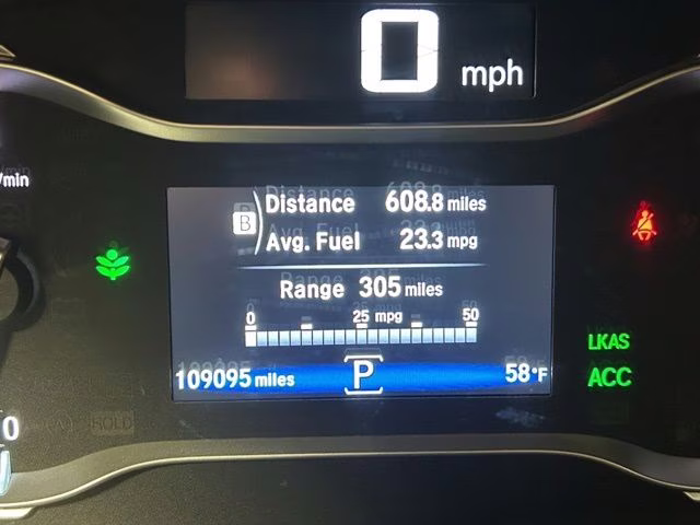 2017 Lunar Silver Metallic Honda Ridgeline RTL-E AWD Truck