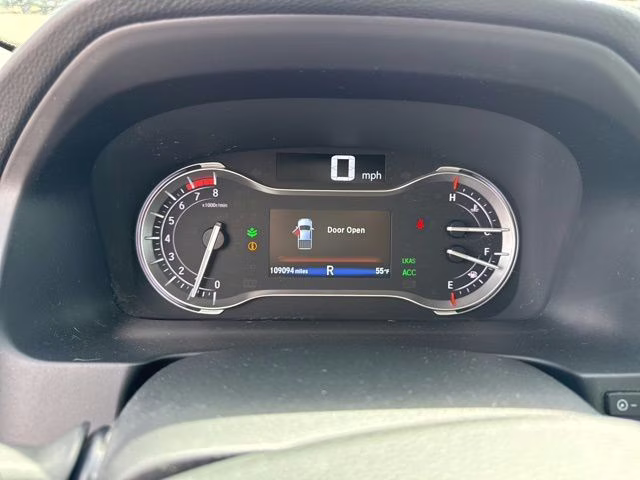 2017 Silver Honda Ridgeline RTL-E AWD Truck