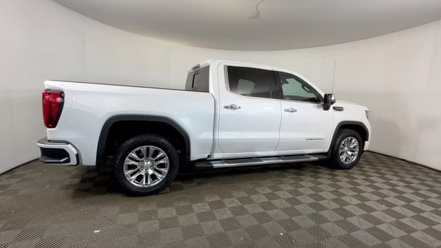 2021 White Frost Tricoat GMC Sierra 1500 Denali 4X4 Truck