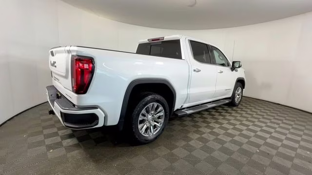 2021 White Frost Tricoat GMC Sierra 1500 Denali 4X4 Truck