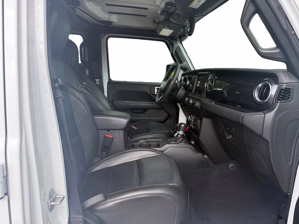 2023 Bright White Clearcoat Jeep Wrangler Altitude 4X4 SUV