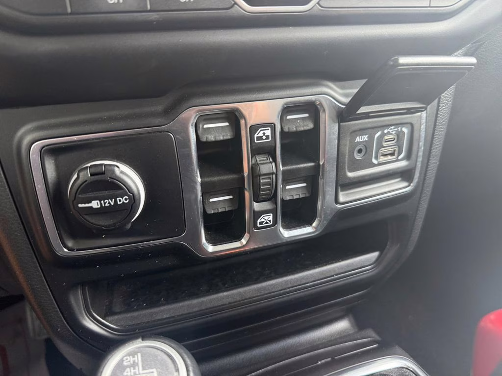 2023 Bright White Clearcoat Jeep Wrangler Altitude 4X4 SUV