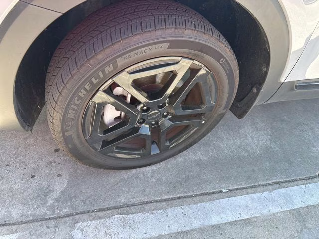 2025 Wolf Gray Kia Telluride EX X-Line AWD SUV