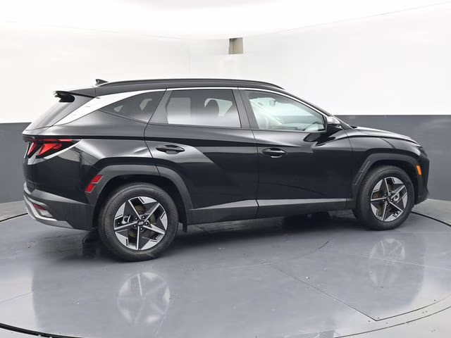 2025 Phantom Black Hyundai Tucson SEL FWD SUV