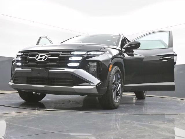 2025 Phantom Black Hyundai Tucson SEL FWD SUV