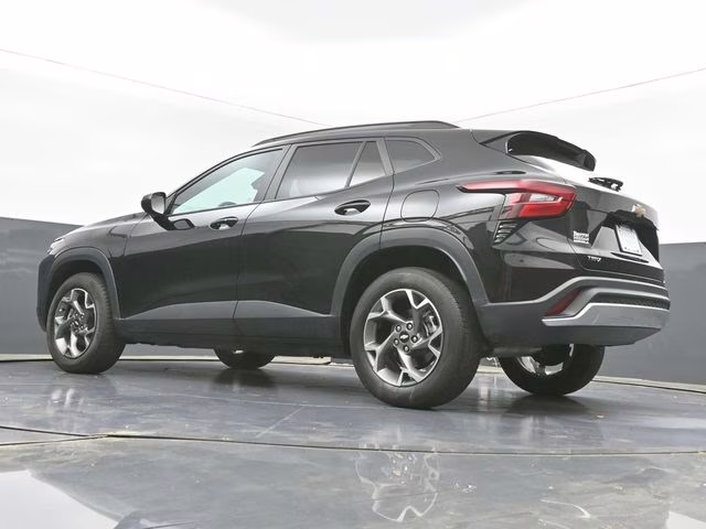 2025 Mosaic Black Metallic Chevrolet Trax LT FWD SUV