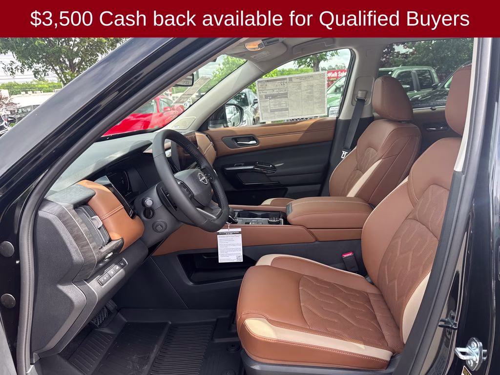 2026 Super Black Nissan Pathfinder Platinum 4X4 SUV