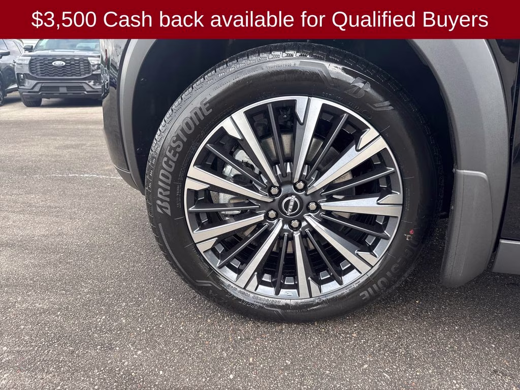 2026 Super Black Nissan Pathfinder Platinum 4X4 SUV
