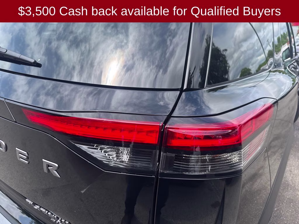 2026 Super Black Nissan Pathfinder Platinum 4X4 SUV