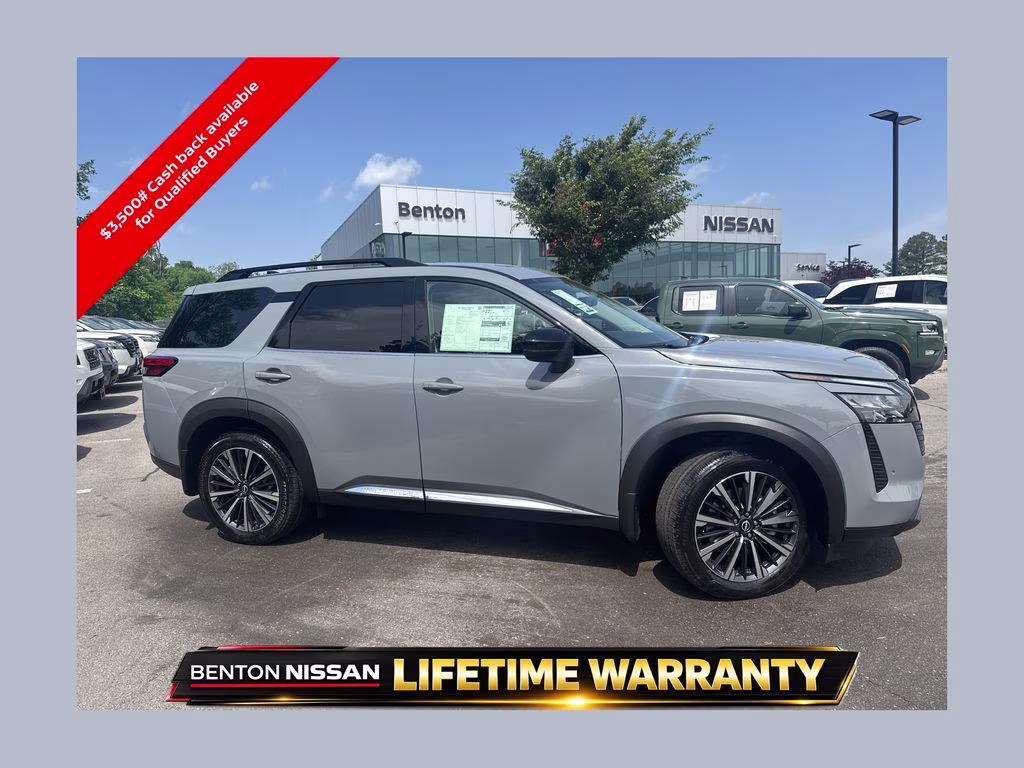 2026 Boulder Gray Pearl Nissan Pathfinder Platinum 4X4 SUV