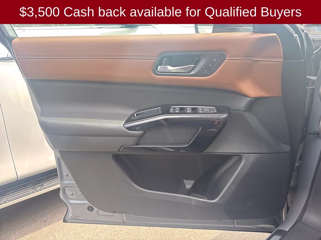 2026 Boulder Gray Pearl Nissan Pathfinder Platinum 4X4 SUV
