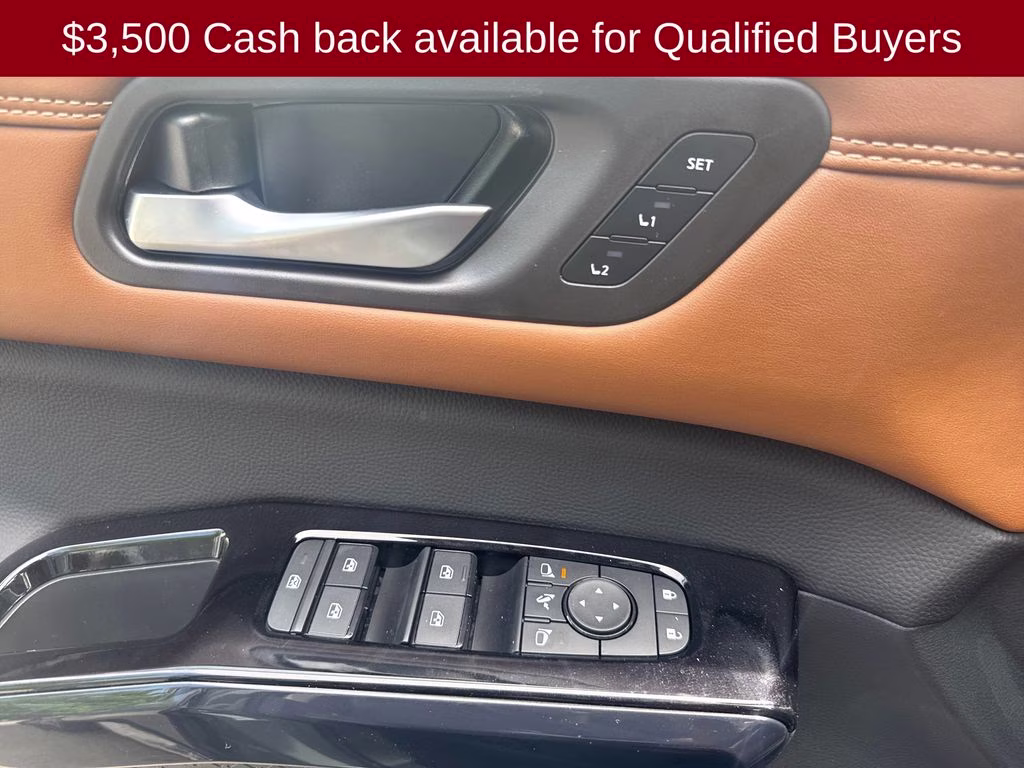 2026 Boulder Gray Pearl Nissan Pathfinder Platinum 4X4 SUV
