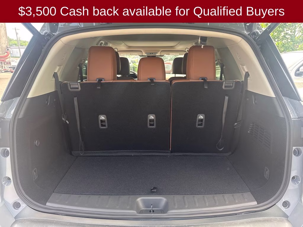 2026 Boulder Gray Pearl Nissan Pathfinder Platinum 4X4 SUV