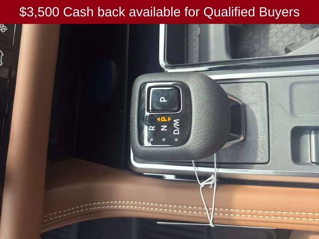 2026 Boulder Gray Pearl Nissan Pathfinder Platinum 4X4 SUV