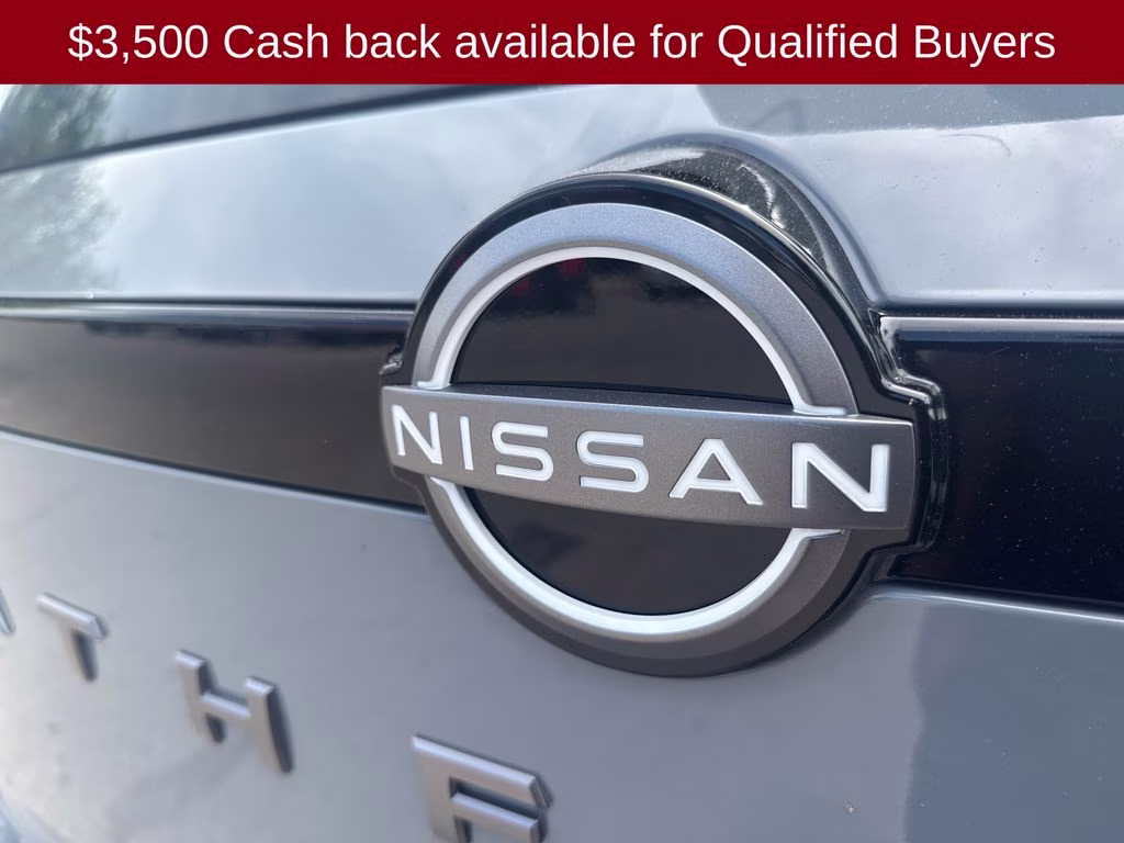 2026 Boulder Gray Pearl Nissan Pathfinder Platinum 4X4 SUV