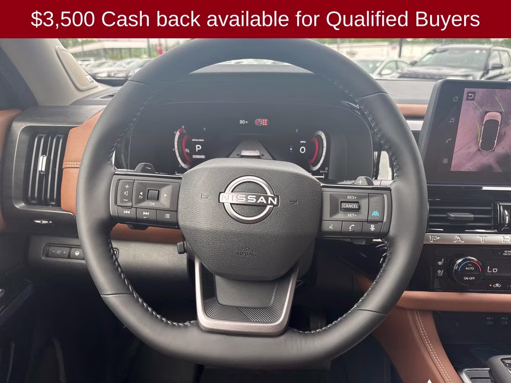 2026 Everest White Pearl/Black Nissan Pathfinder Platinum FWD SUV