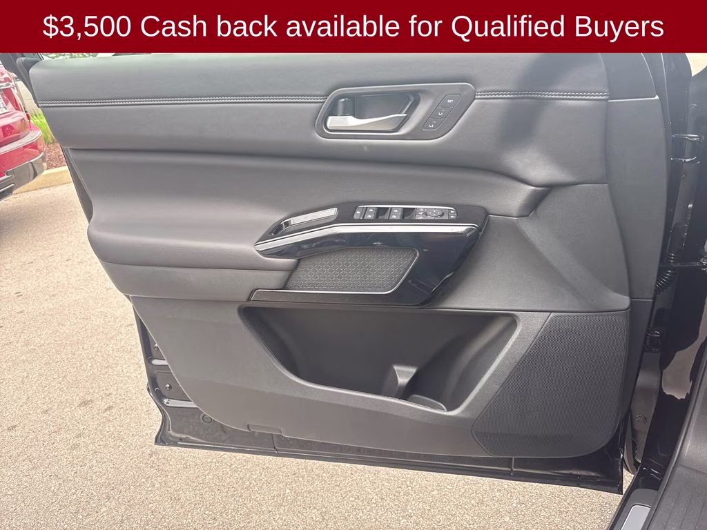 2026 Super Black Nissan Pathfinder Platinum FWD SUV
