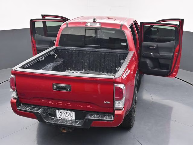 2022 Barcelona Red Metallic Toyota Tacoma TRD Off-Road RWD Truck