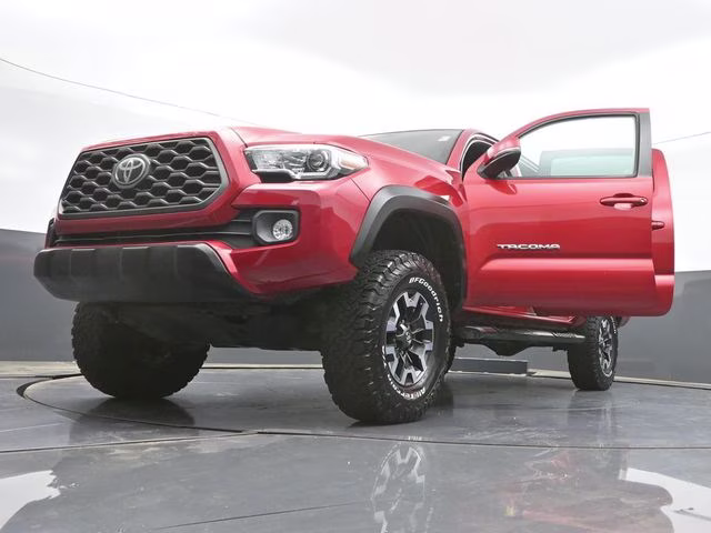 2022 Barcelona Red Metallic Toyota Tacoma TRD Off-Road RWD Truck
