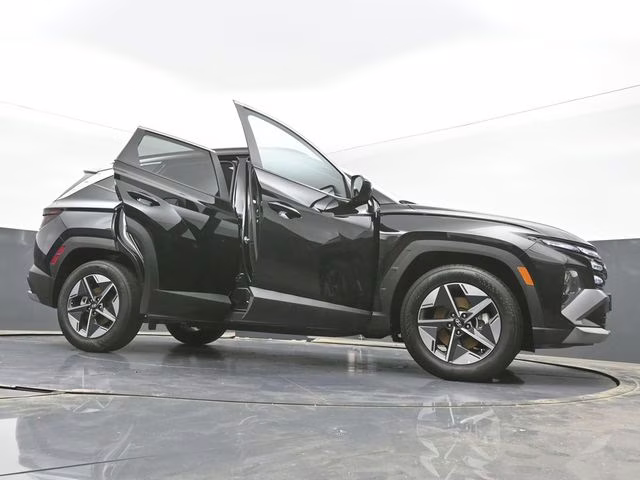 2025 Phantom Black Hyundai Tucson SEL FWD SUV