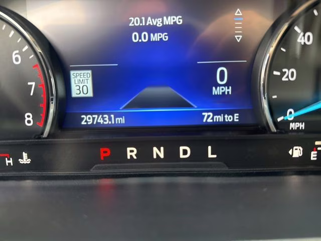 2023 Iconic Silver Metallic Ford Explorer XLT 4X4 SUV