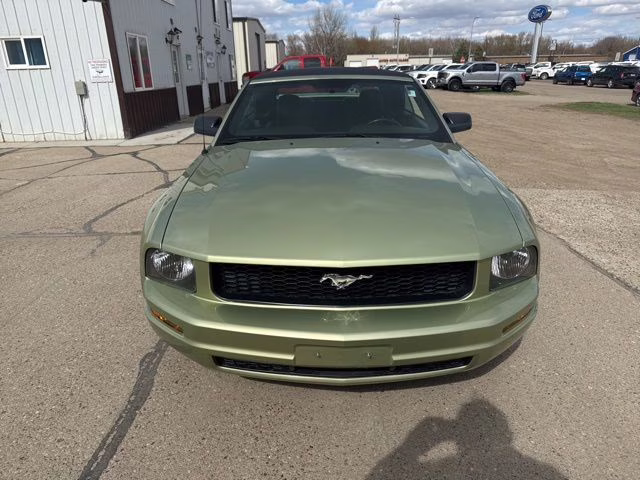 2006 Light Green Ford Mustang V6 RWD Convertible