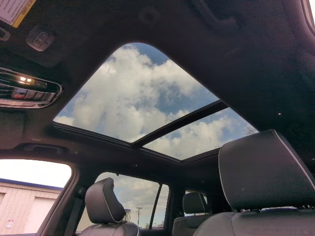 2023 Bright White Clearcoat Jeep Grand Cherokee L Summit 4X4 SUV