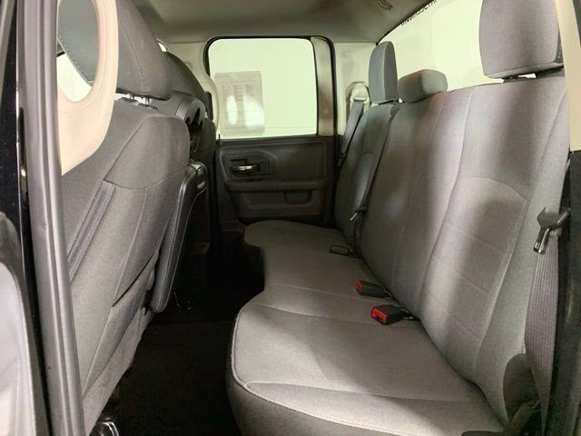 2024 Diamond Black Crystal Pearlcoat Ram 1500 SLT 4X4 Truck
