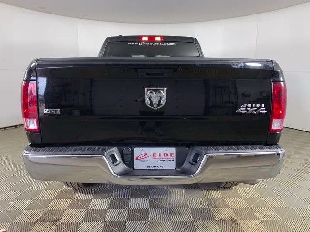 2024 Diamond Black Crystal Pearlcoat Ram 1500 SLT 4X4 Truck