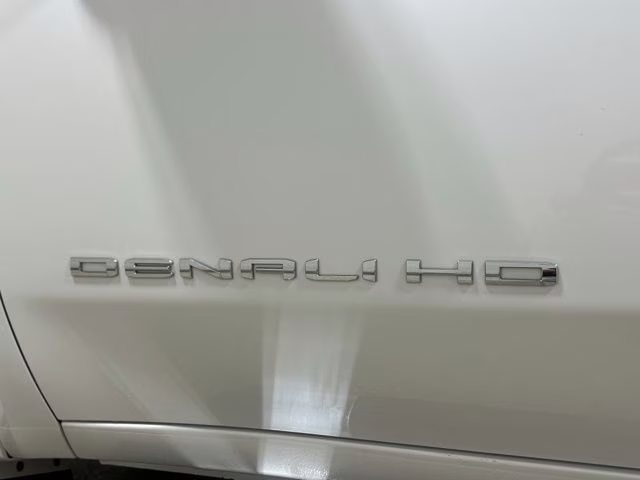 2021 Summit White GMC Sierra 2500HD Denali 4X4 Truck