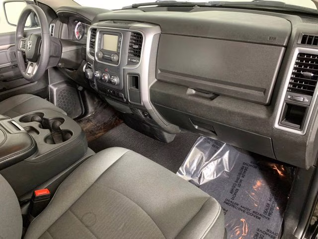 2024 Diamond Black Crystal Pearlcoat Ram 1500 Classic SLT 4X4 Truck
