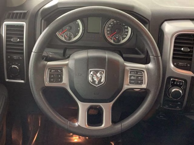 2024 Diamond Black Crystal Pearlcoat Ram 1500 Classic SLT 4X4 Truck