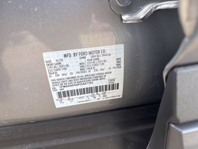 2023 Iconic Silver Metallic Ford Explorer XLT 4X4 SUV